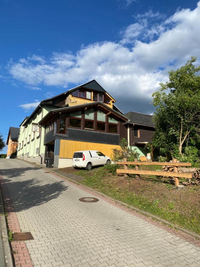 Ruhige Ferienwohnung Dreihansen Lossnitz Exterior foto